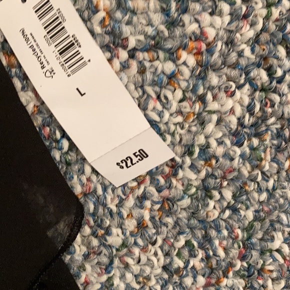 Old Navy Top - Picture 3 of 3